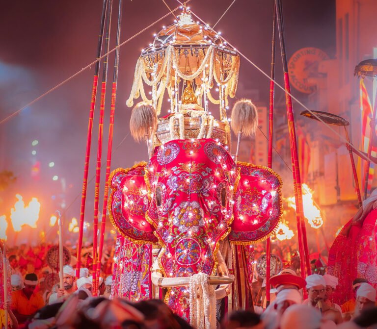 Kandy Esala Perahara